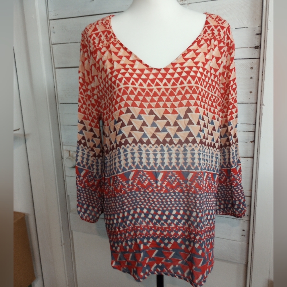 Lucky Brand Boho Pullover Blouse Size XL VNeck Tunic Lightweight, High Low Hem